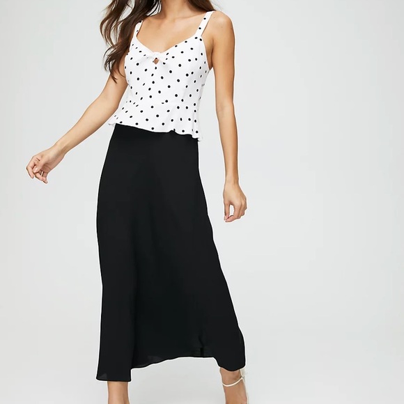 Aritzia Wilfred Bow Tank - Picture 5 of 7